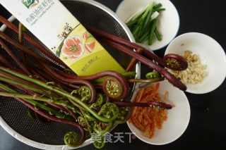 Fried Bracken with Dried Shrimp recipe