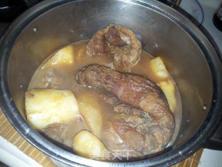 Cantonese Style Beef Brisket Claypot recipe