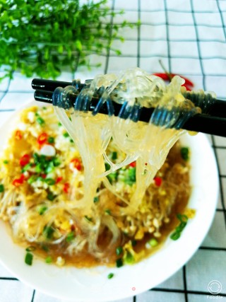 A Delicious Vegetarian "pickled Pepper Vermicelli Steamed Golden Needle Roll" recipe