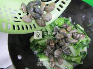 Cabbage Clam Soup recipe