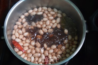 Peanuts Mixed with Celery recipe