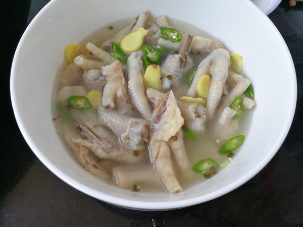 Chicken Feet with Radish and Cucumber recipe