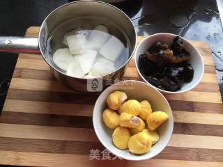 Chestnut and Yam Chicken Soup recipe