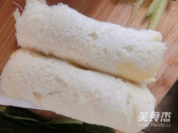 Vegetable Toast Roll with Seaweed Cheese recipe