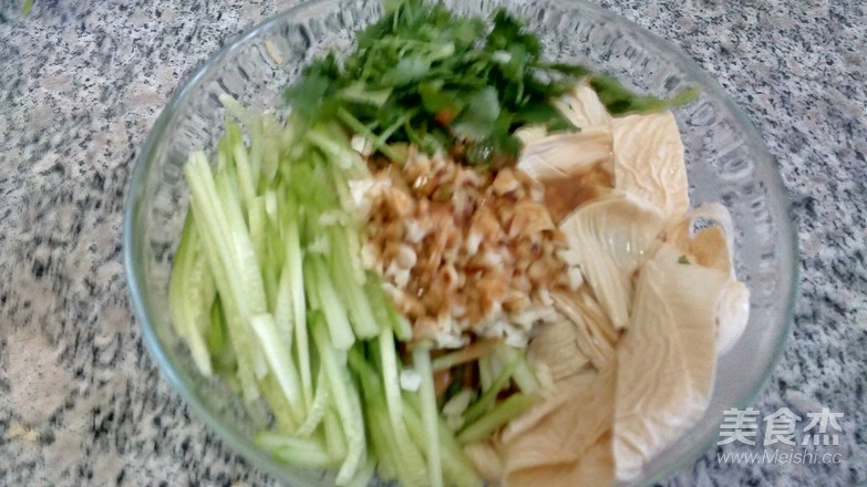 Cucumber Mixed with Bean Curd recipe