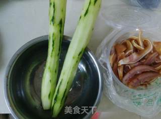 Fried Cucumber with Pig's Duo recipe