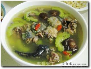 Mushroom Bitter Gourd Black Chicken Soup recipe