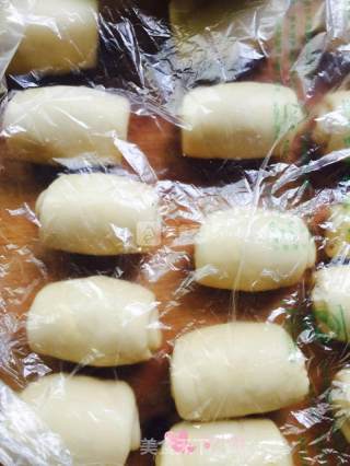 Mooncakes with Egg Yolk and Lotus Seed Paste recipe