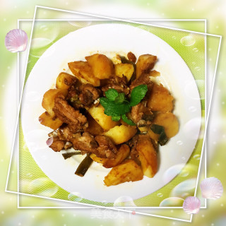 Steamed Pork Ribs with Lotus Leaf Potatoes recipe