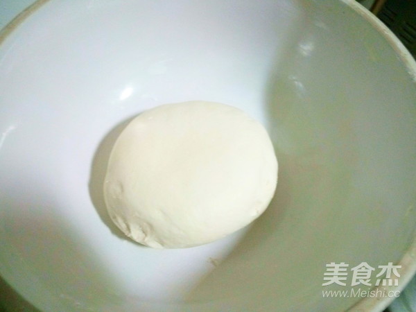 Alkaline Water Choking Noodle Buns recipe