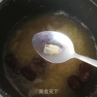 Two Rice Porridge with Jujube and Rock Sugar recipe