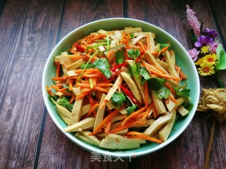 Tofu Rolls with Carrot and Parsley recipe
