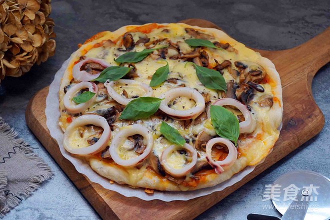 Sea and Land Pizza recipe