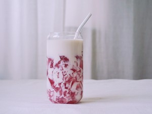 Summer Special Drink—n Kinds of Possibilities for Various Fruits to Hit Milk, White Jelly recipe