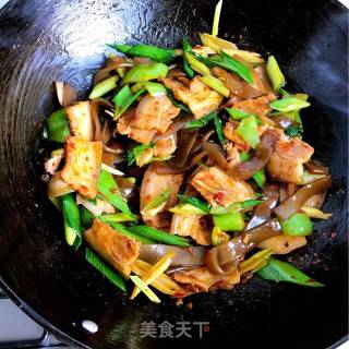 Twice-cooked Pork with Vetch Skin recipe