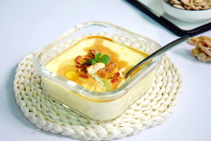 Steamed Eggs with White Ginseng Fungus recipe