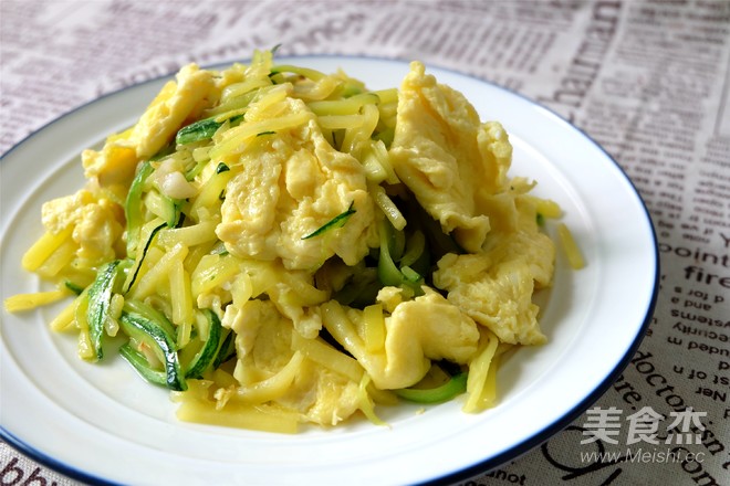 Noodles with Pumpkin and Egg Sauce recipe