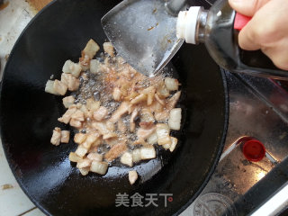 Stir-fried Horseshoe with Pork Belly recipe