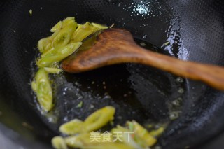 How to Enjoy Chicken Wings-handsome "private Kitchen"【three Sauce Braised Chicken Wings】 recipe