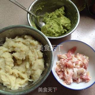 Avocado Bacon Cheese Pie recipe