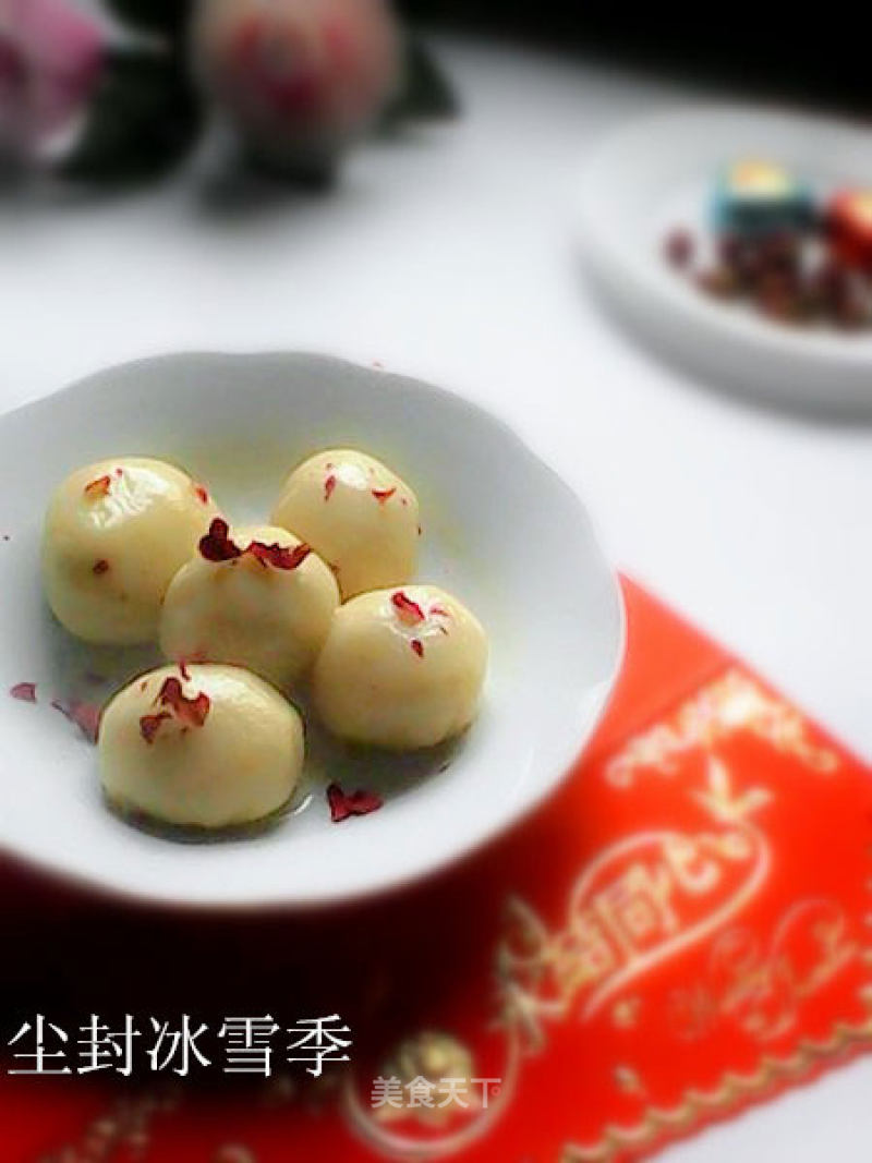 Glutinous Rice Balls with Rose Stuffing recipe