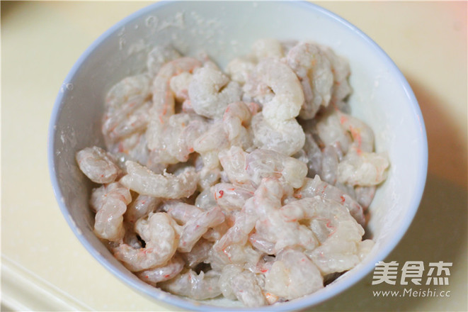Fried Shrimp with Bamboo Shoots recipe