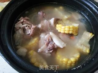 Casserole Corn Lotus Root Big Bone Soup recipe