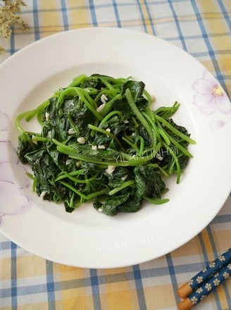 Stir-fried Sweet Potato Leaves with Garlic recipe