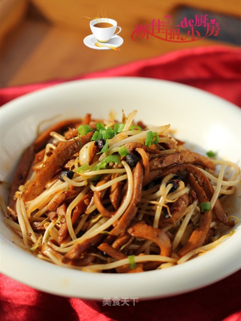 Stir-fried Bean Sprouts with Chiba Tofu in Tempeh recipe