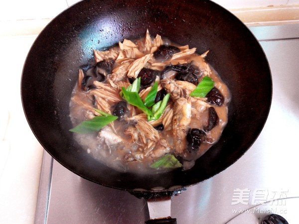 Sea Catfish Stewed Yuba recipe