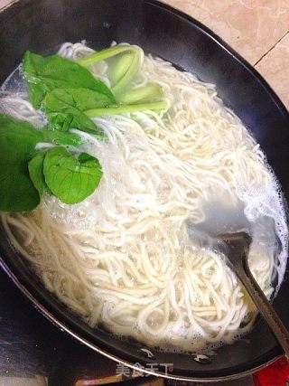 Fatty Intestine Noodles with Red Oil recipe