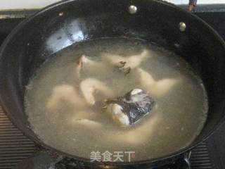 Spring Bamboo Shoots Black Fish Soup recipe