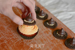 Halloween Cupcakes-witch's Little Hat recipe