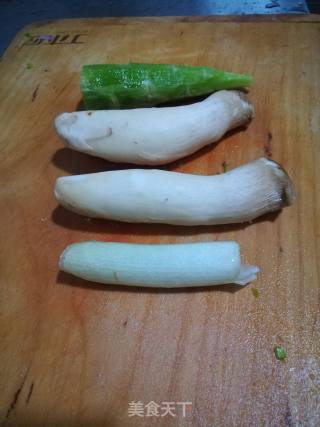 Roasted Pleurotus Eryngii with Lettuce recipe