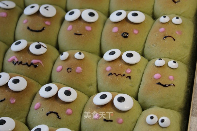 #四session Baking Contest and is Love to Eat Festival# Little Monsters Squeeze The Bread recipe