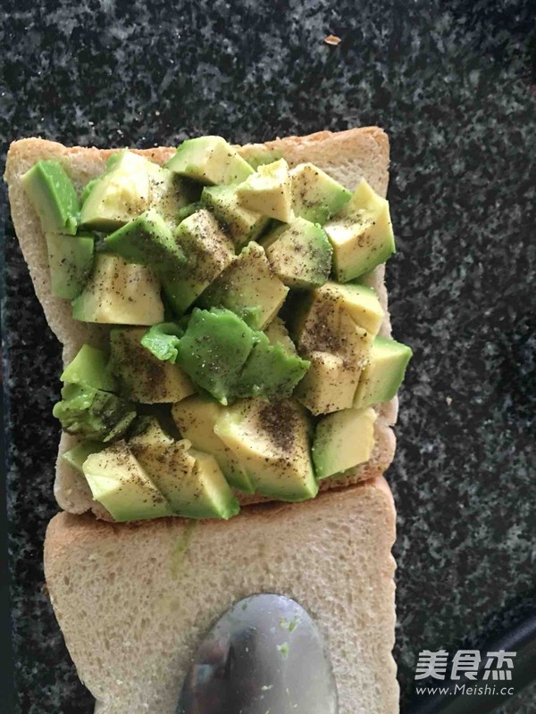 Avocado Omelette Toast recipe