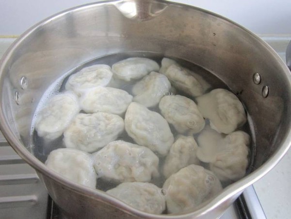 Potherb Mustard Pork Dumplings recipe