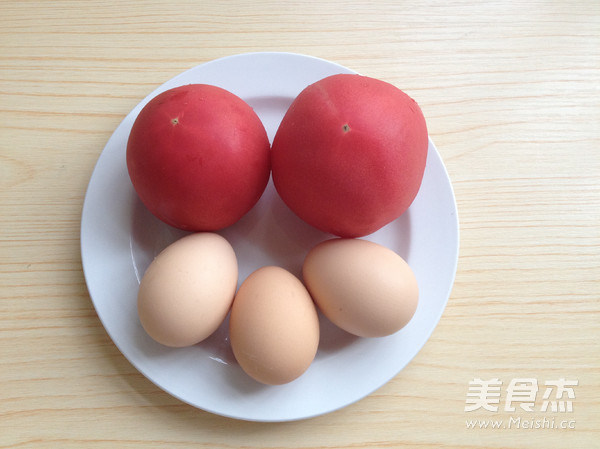 Scrambled Eggs with Tomatoes recipe