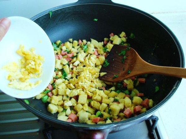 Stir-fried Millet Noodle Bun recipe