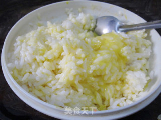 The Taste of Spring-shrimp and Pineapple Baked Rice recipe