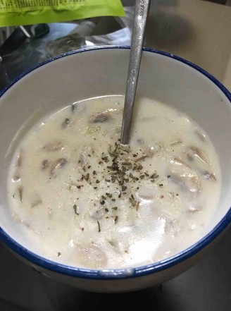 Homemade Simple Creamy Mushroom Soup recipe