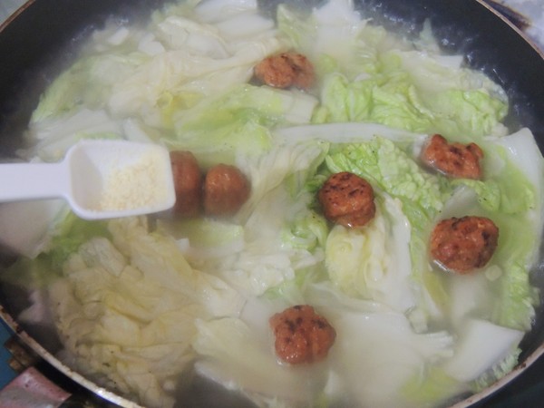 Cabbage Meatballs Vermicelli Soup recipe