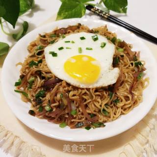 Noodles with Lard and Shallots recipe