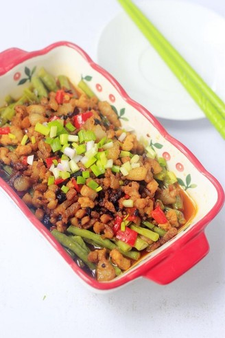 Steamed Cowpea with Minced Meat recipe