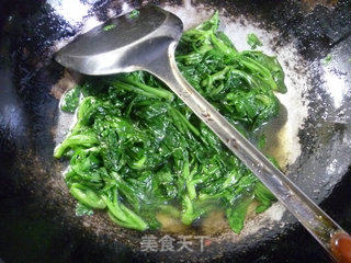 Stir-fried Artemisia recipe