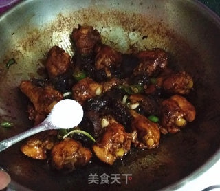 Roasted Chicken Wing Roots with Hericium recipe