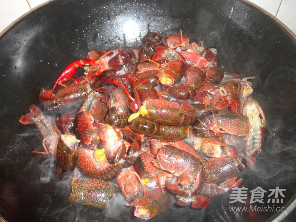 Crayfish Potato Dry Pot recipe