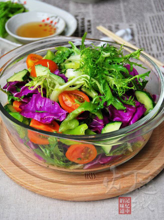 Seasonal Vegetable Salad recipe