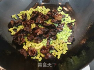 Fungus Long Bean recipe