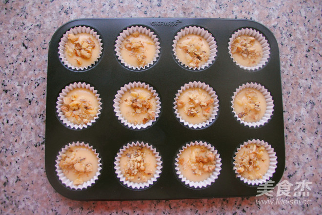 Nut Muffin Cakes recipe